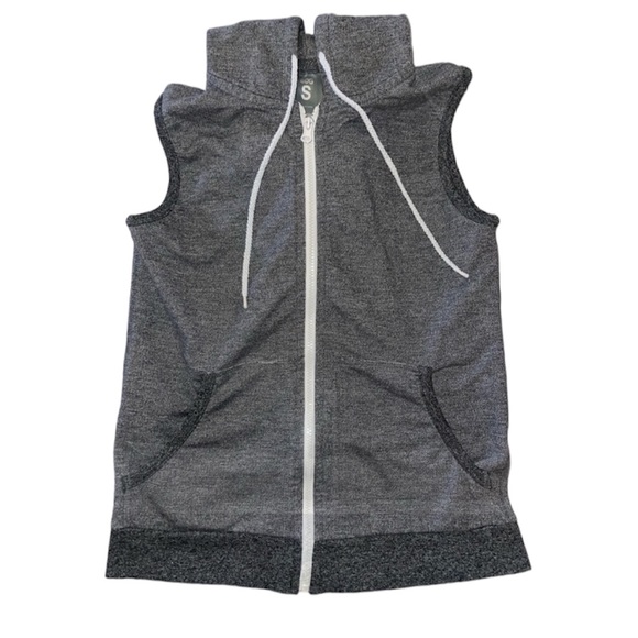 BDG Sleeveless Hoodie - Picture 1 of 3